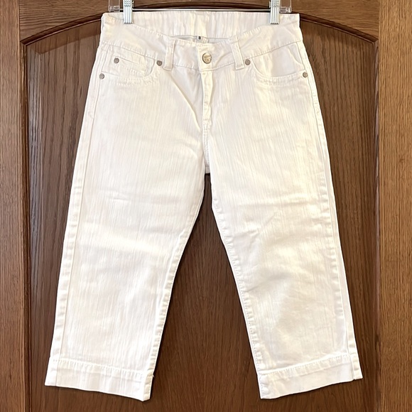Common Genes White Capris - Picture 1 of 9
